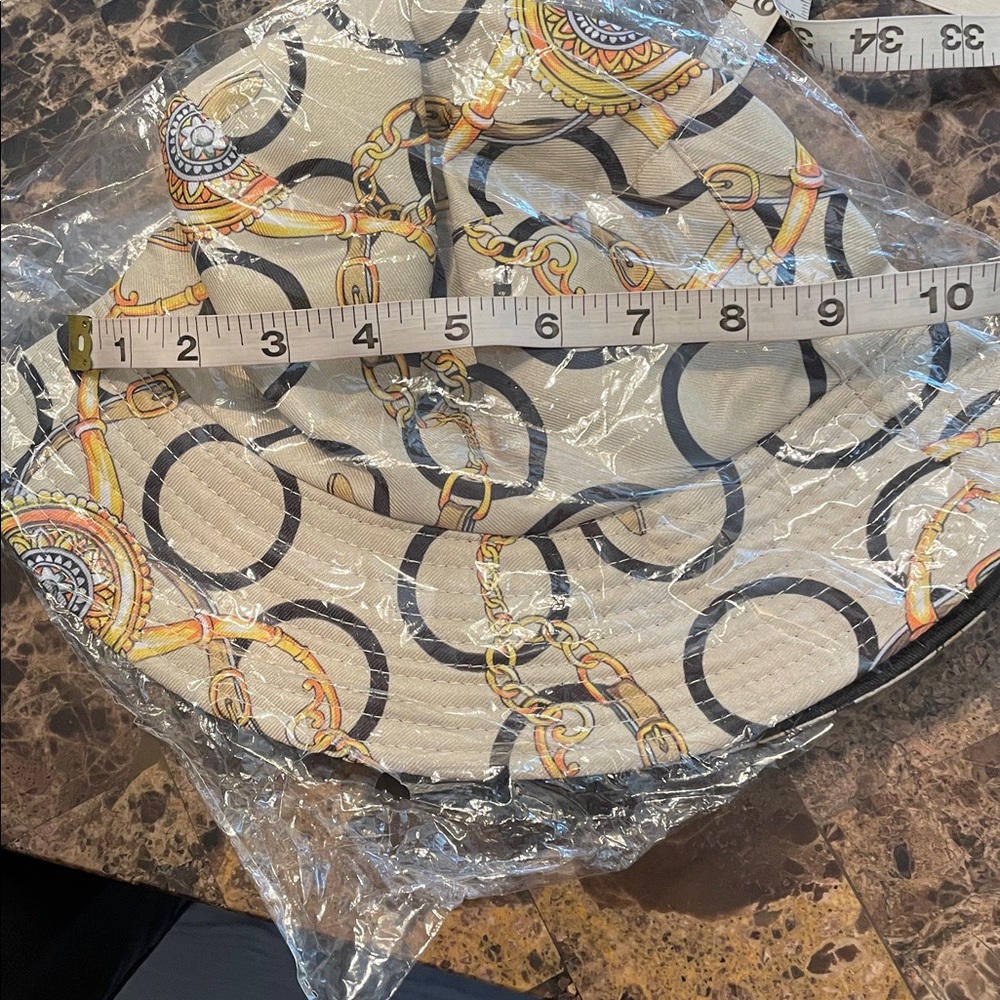 Chain Designer Bucket Hat - Picture 12 of 12